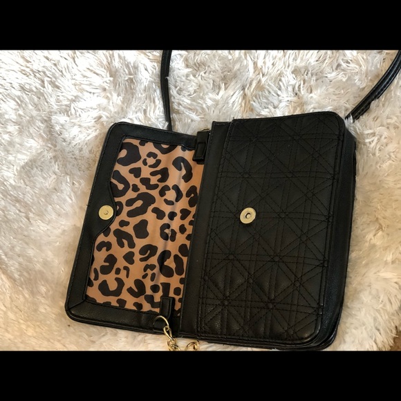 Jessica Simpson Handbag - Picture 3 of 4